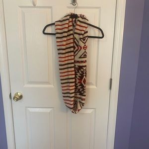 NWOT Aztec hollister circle scarf